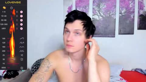 Snapshot of alex_wandhot chatting on November 2025 12:58:02 PM Alex WandHot online show from November 2025 12:58:02 PM