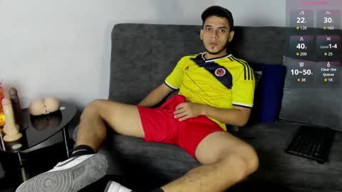 Alex Woll online show from September 2025 04:34:02 AM