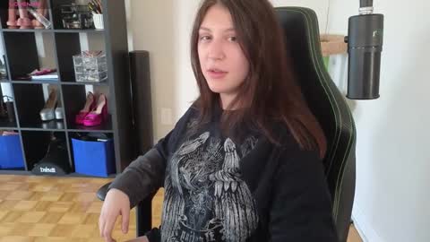 dont be afraid to click social media link its  working  just click on that  online show from September 2025 09:26:01 PM