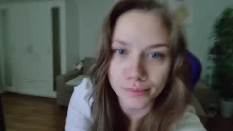 Snapshot of alexa_feels chatting on June 2026 04:24:02 PM Little Duck homie online show from June 2026 04:24:02 PM