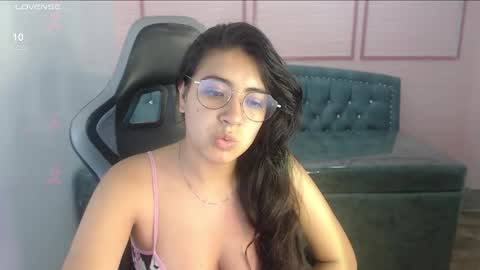 Alexandra online show from September 2025 11:54:01 AM