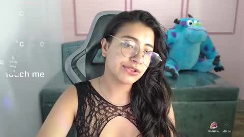 Alexandra online show from September 2025 12:27:02 PM