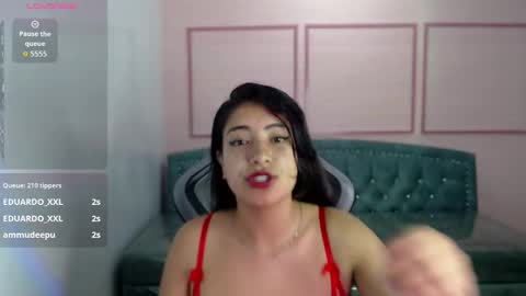 Alexandra online show from October 2025 11:41:02 AM