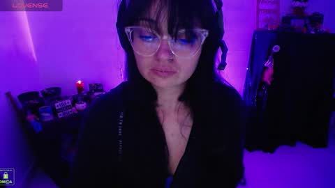 Snapshot of alexa_sweet69x chatting on December 2024 04:14:02 AM Alexa online show from December 2024 04:14:02 AM