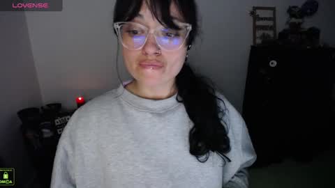 Snapshot of alexa_sweet69x chatting on December 2024 02:31:02 AM Alexa online show from December 2024 02:31:02 AM
