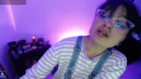 Snapshot of alexa_sweet69x chatting on December 2024 05:37:01 AM Alexa online show from December 2024 05:37:01 AM