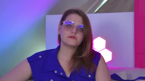 AlexaAvery online show from July 2026 06:39:02 AM