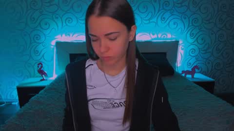 Snapshot of alexabarkley chatting on December 2024 06:21:01 AM angel online show from December 2024 06:21:01 AM