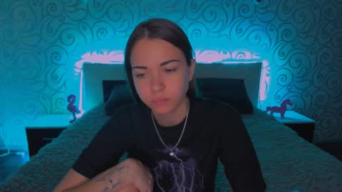 Snapshot of alexabarkley chatting on December 2024 06:21:02 AM angel online show from December 2024 06:21:02 AM