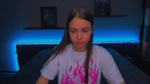 Snapshot of alexabarkley chatting on January 2025 03:15:02 AM angel online show from January 2025 03:15:02 AM