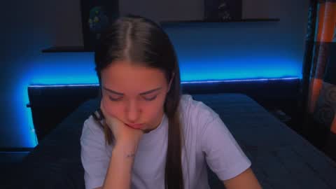 Snapshot of alexabarkley chatting on January 2025 06:22:01 AM angel online show from January 2025 06:22:01 AM