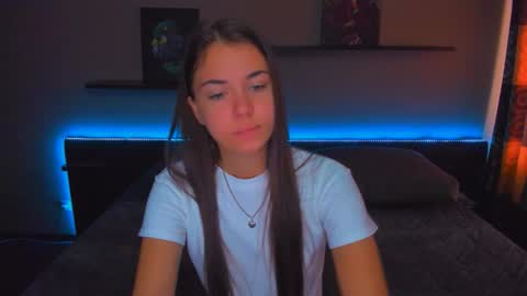 Snapshot of alexabarkley chatting on September 2025 12:21:02 AM angel online show from September 2025 12:21:02 AM