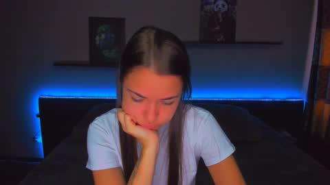 Snapshot of alexabarkley chatting on September 2025 12:32:02 AM angel online show from September 2025 12:32:02 AM
