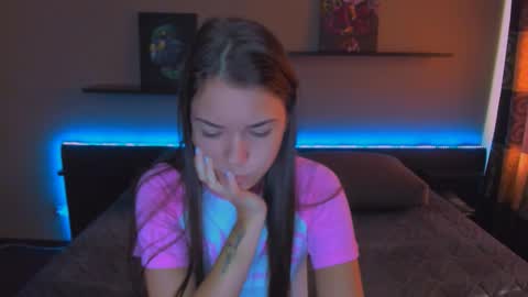 Snapshot of alexabarkley chatting on September 2025 12:33:02 AM angel online show from September 2025 12:33:02 AM