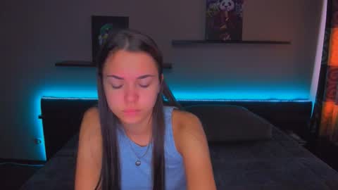 Snapshot of alexabarkley chatting on September 2025 12:23:01 AM angel online show from September 2025 12:23:01 AM