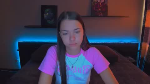 Snapshot of alexabarkley chatting on October 2025 12:49:02 AM angel online show from October 2025 12:49:02 AM
