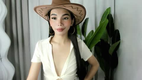 Snapshot of alexaloove chatting on April 2026 06:19:02 AM alexa online show from April 2026 06:19:02 AM