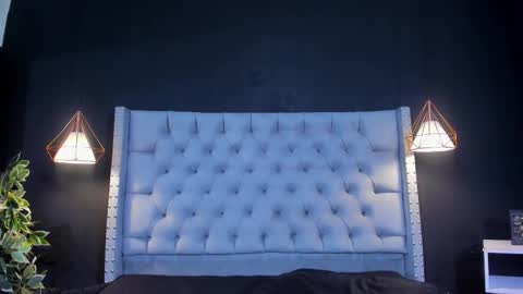 Snapshot of alexamora__ chatting on September 2025 11:45:01 AM C A M I L A online show from September 2025 11:45:01 AM