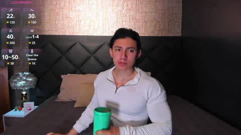 Snapshot of alexander_classy chatting on February 2025 06:54:01 AM Alex online show from February 2025 06:54:01 AM