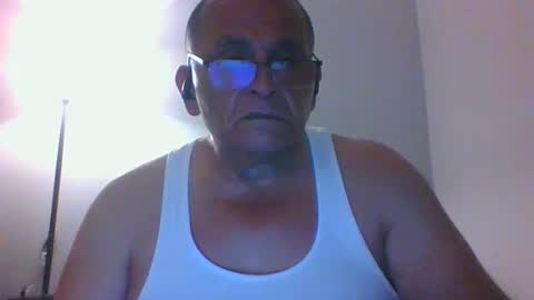 Snapshot of alexanderv28 chatting on March 2025 09:36:02 PM alexanderv28 online show from March 2025 09:36:02 PM