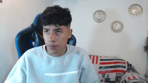 Snapshot of alexandluke1 chatting on October 2025 01:43:02 PM chicos hot online show from October 2025 01:43:02 PM