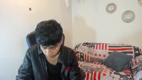 Snapshot of alexandluke1 chatting on October 2025 02:10:01 PM chicos hot online show from October 2025 02:10:01 PM