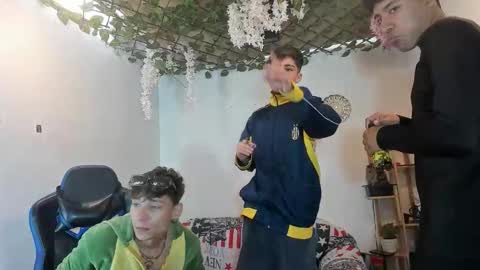 Snapshot of alexandluke1 chatting on October 2025 02:53:01 PM chicos hot online show from October 2025 02:53:01 PM