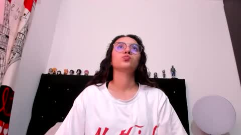 alexandra clauss online show from February 2026 09:44:01 PM