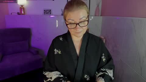 Alexandra online show from January 2025 11:18:01 PM