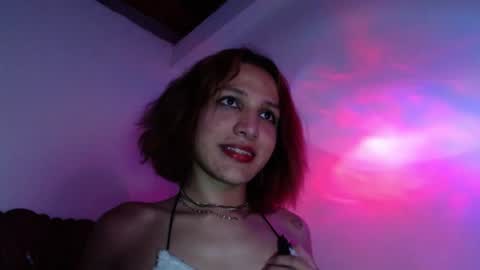 Snapshot of alexandra_lorens chatting on December 2024 09:50:01 PM geo online show from December 2024 09:50:01 PM