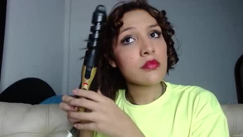 Snapshot of alexandra_lorens chatting on September 2025 07:07:02 PM geo online show from September 2025 07:07:02 PM