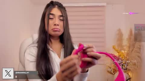 Alexandra Rodriguez online show from November 2025 01:49:02 AM