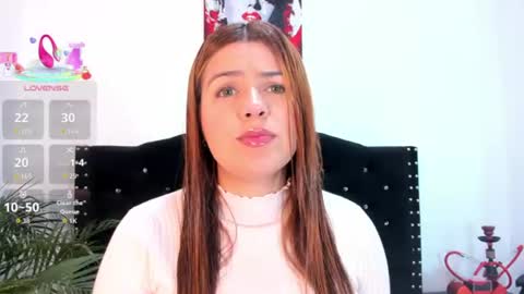 Snapshot of alexandra_torress chatting on June 2026 12:18:02 PM alexandra online show from June 2026 12:18:02 PM