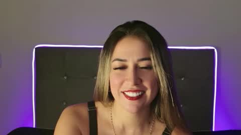 alexandraa_gomez online show from February 2026 08:37:01 PM