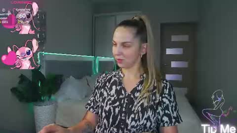 alexandracandy online show from June 2026 01:09:02 PM