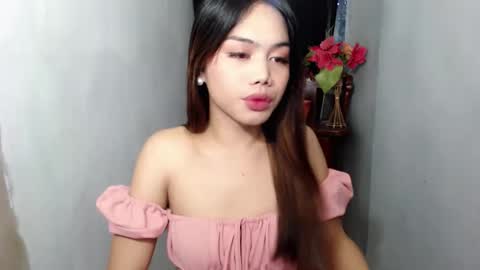 Andrea online show from October 2025 06:52:01 AM