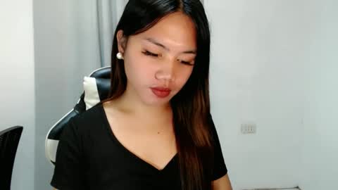 Andrea online show from October 2025 10:29:01 AM