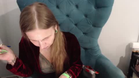 Alexandra online show from May 2026 03:41:02 PM