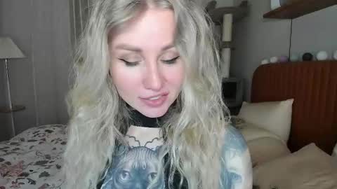 alexarush online show from April 2026 06:04:02 PM