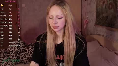 alexbellis online show from April 2026 02:09:01 AM