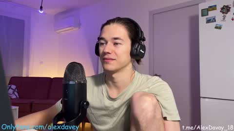           online show from February 2025 05:42:02 AM