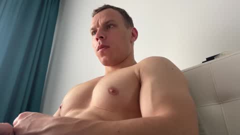 alexfit96 online show from November 2025 08:37:02 AM