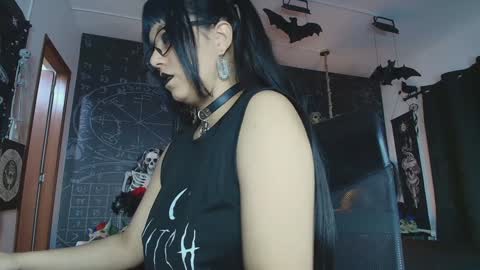 Alex online show from February 2026 07:03:02 PM