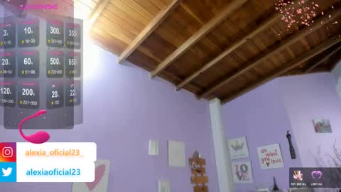 Alexia online show from November 2025 03:56:01 AM