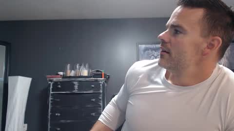 Alex online show from September 2025 01:12:02 PM