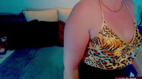 Alexine McQueen online show from January 2025 05:26:02 AM