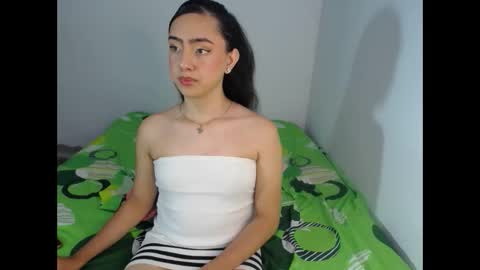 -- ALEXIS -- online show from April 2026 02:03:02 AM