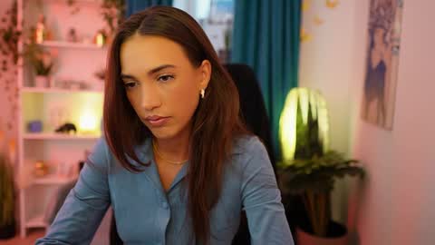 Snapshot of alexis_luv_ chatting on October 2025 01:17:02 PM Alexis online show from October 2025 01:17:02 PM