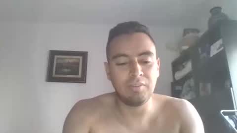 Snapshot of alexospina55 chatting on November 2025 03:23:01 PM alexospina55 online show from November 2025 03:23:01 PM