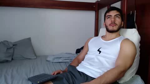 alexsb1998 online show from February 2026 04:27:02 PM